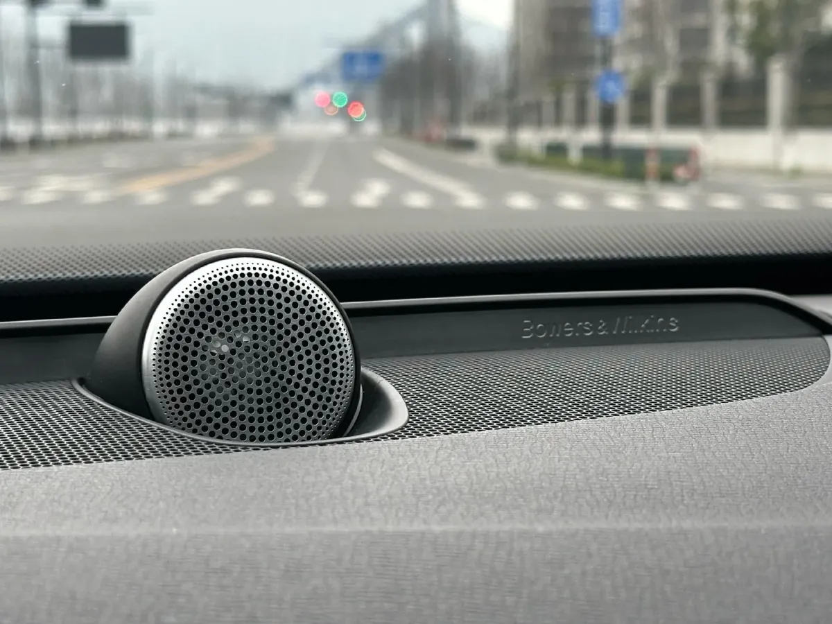 2021 Volvo XC90 2.0T 250HP L4 8AT,autocango,china used car exporter,china ev exporter,chinese used car exporter,chinese used ev exporter