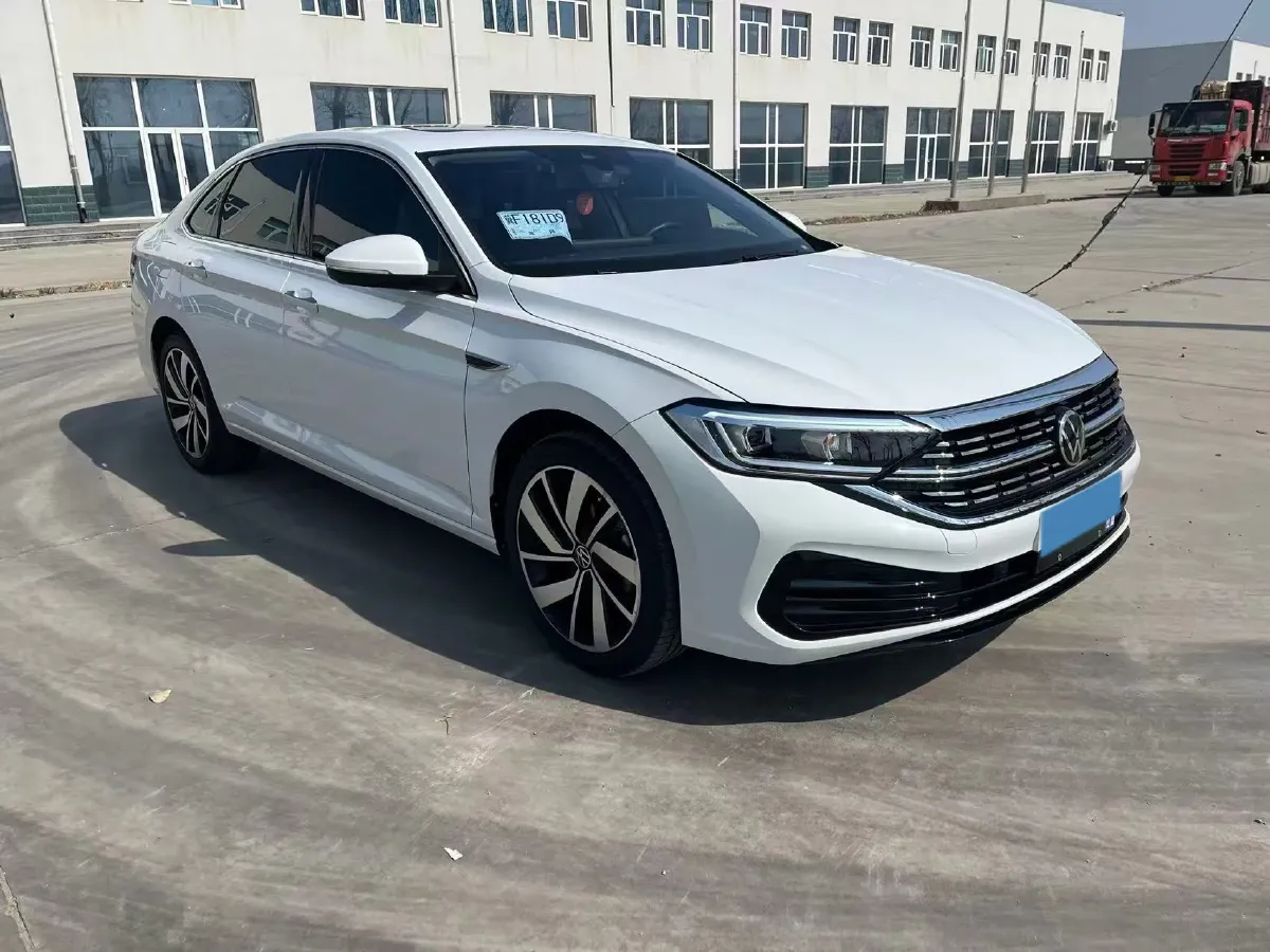 2023 Volkswagen Sagitar 1.5T 160HP L4 7DCT,autocango,china used car exporter,china ev exporter,chinese used car exporter,chinese used ev exporter