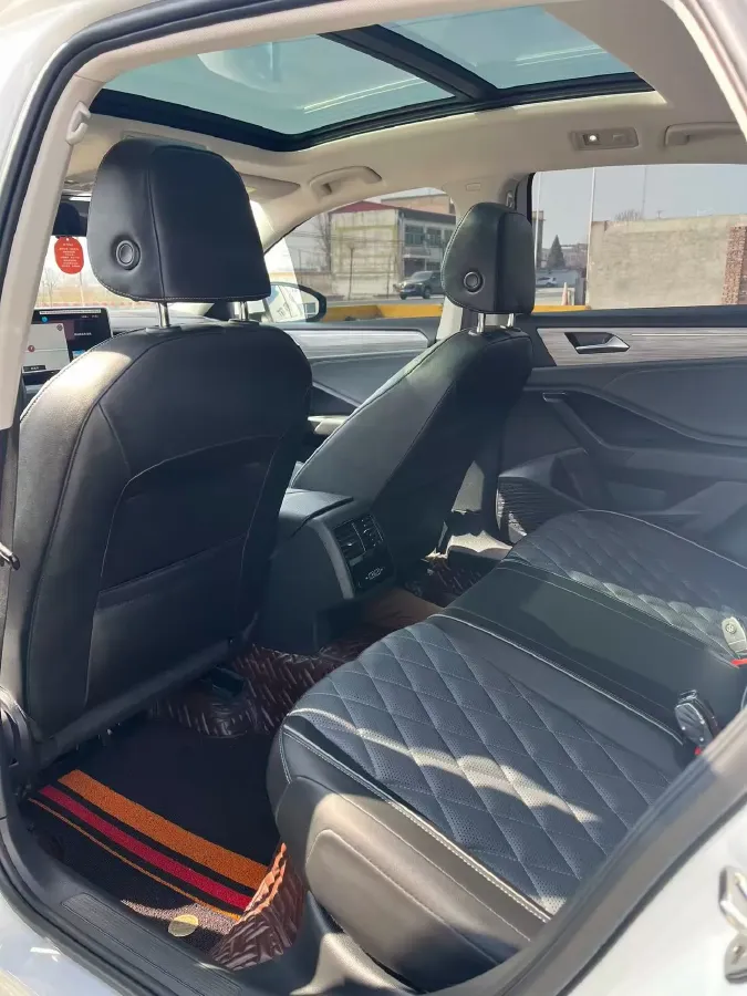 2023 Volkswagen Sagitar 1.5T 160HP L4 7DCT,autocango,china used car exporter,china ev exporter,chinese used car exporter,chinese used ev exporter