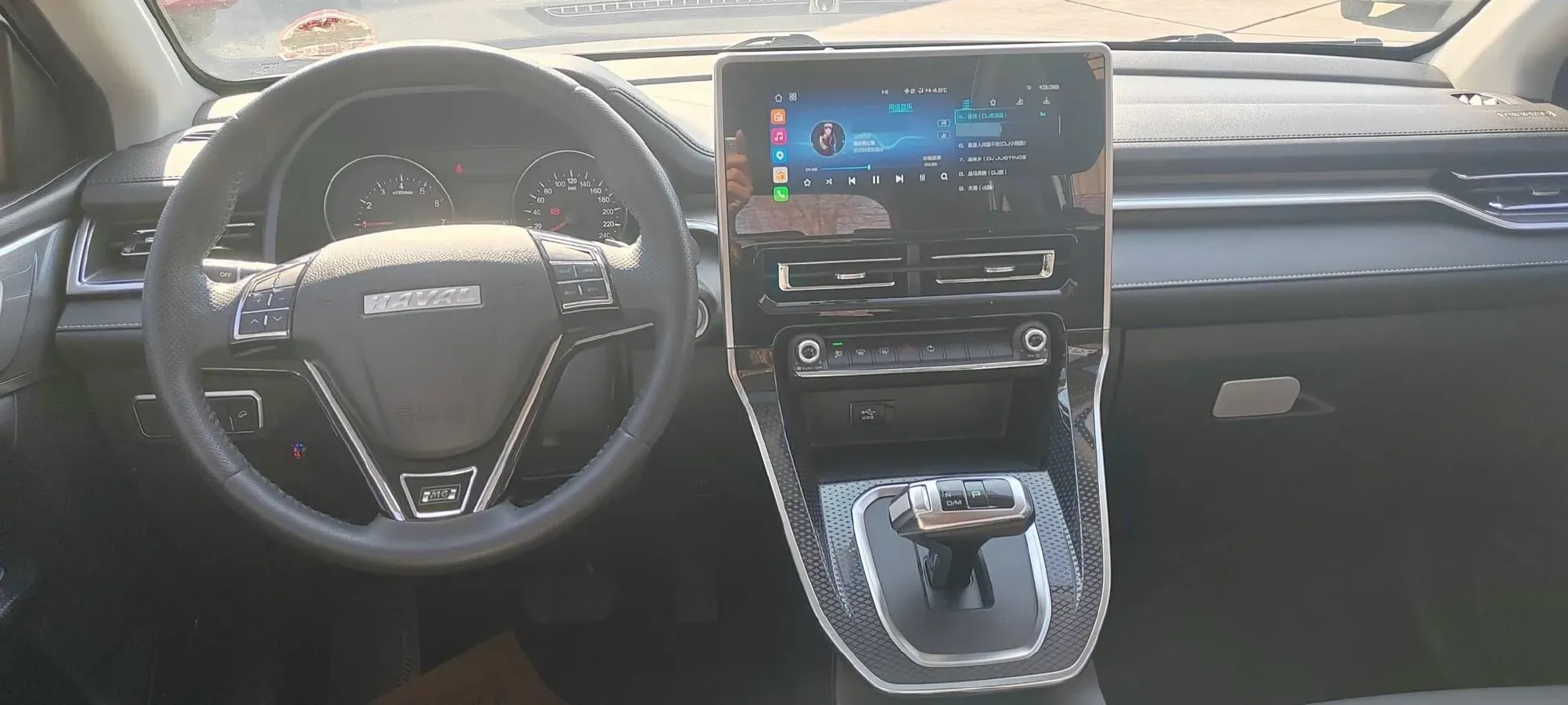 2021 Haval M6 1.5T 150HP L4 7DCT,autocango,china used car exporter,china ev exporter,chinese used car exporter,chinese used ev exporter