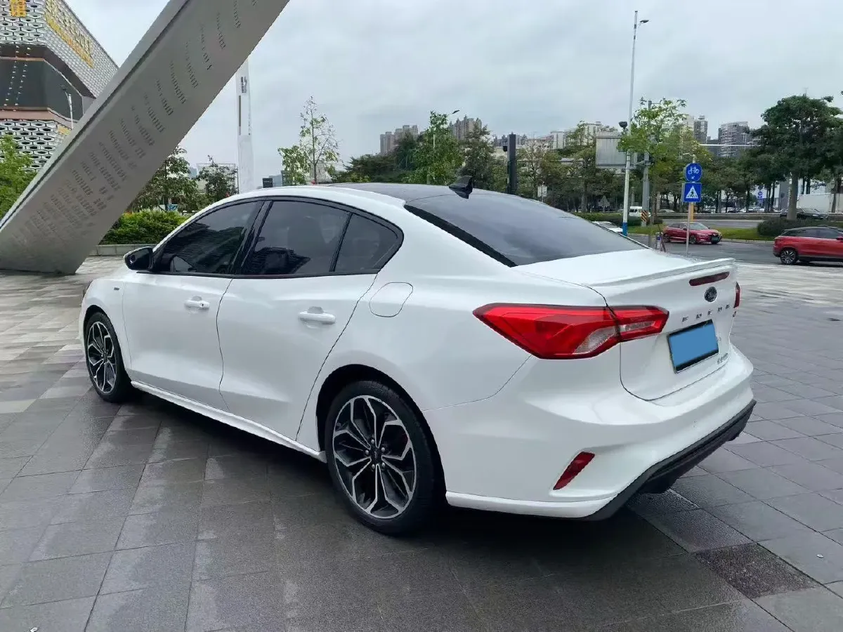 2019 Ford Focus 1.5T 184HP L3 8AT,autocango,china used car exporter,china ev exporter,chinese used car exporter,chinese used ev exporter
