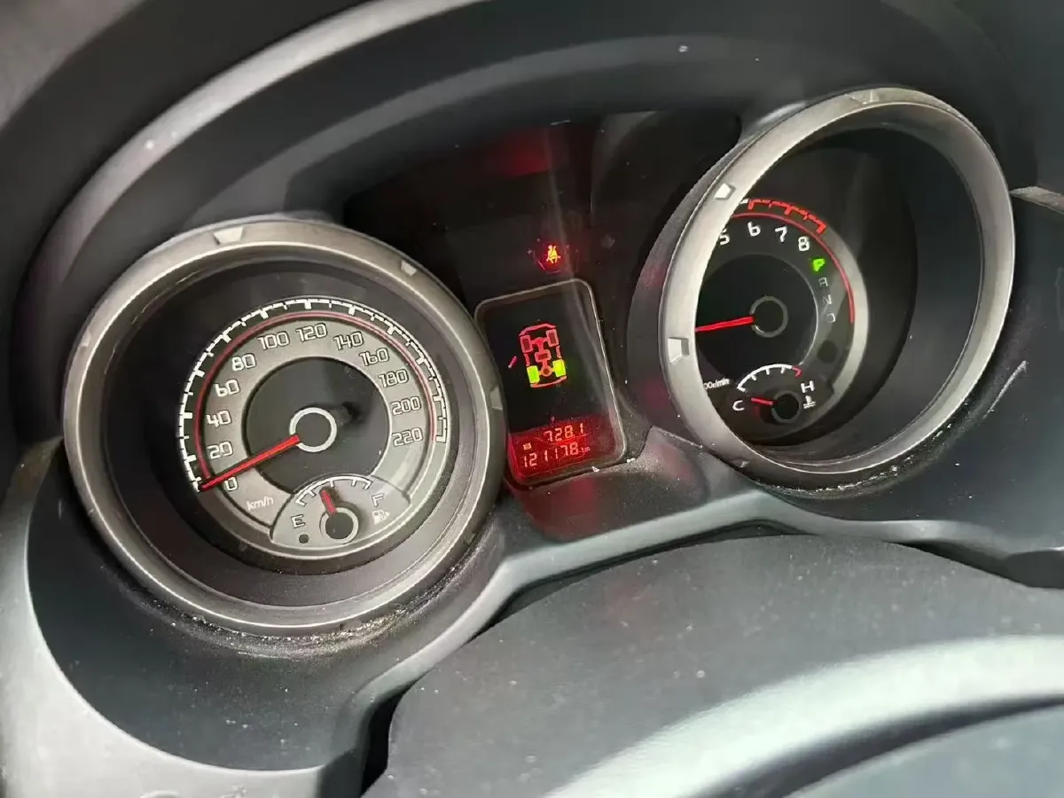 2018 Mitsubishi Pajero 3.0L 174HP V6 5AT,autocango,china used car exporter,china ev exporter,chinese used car exporter,chinese used ev exporter