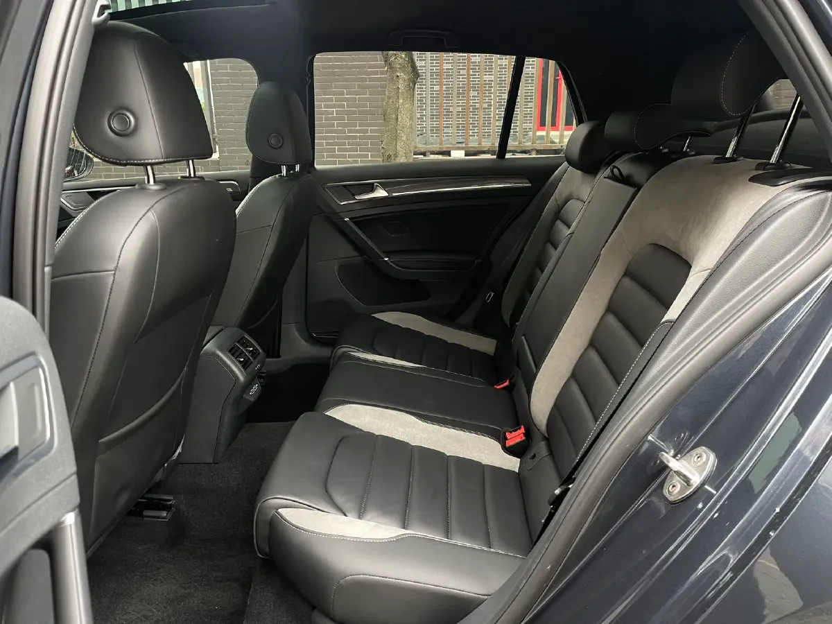 2020 Volkswagen Golf 1.4T 150HP L4 7DCT,autocango,china used car exporter,china ev exporter,chinese used car exporter,chinese used ev exporter