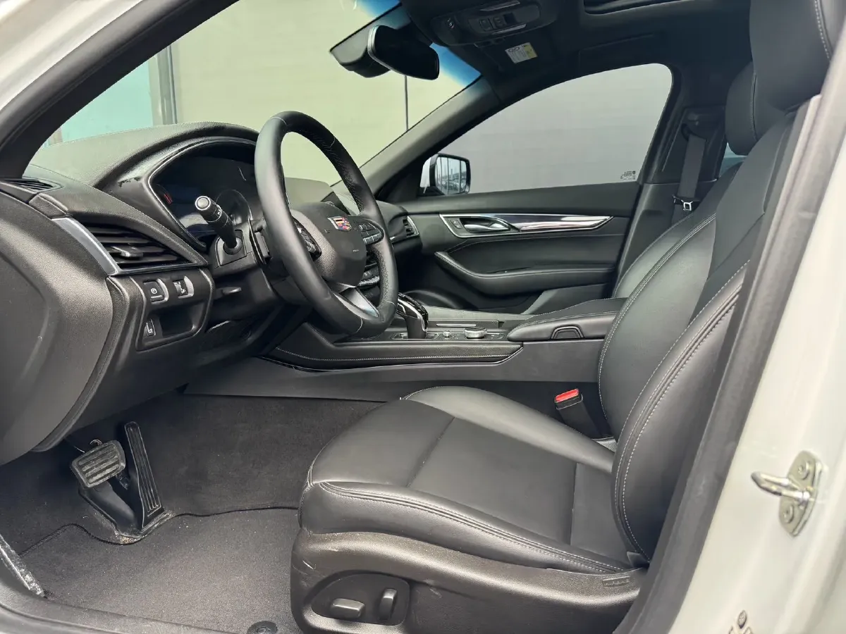 2020 Cadillac CT5 2.0T 237HP L4 10AT,autocango,china used car exporter,china ev exporter,chinese used car exporter,chinese used ev exporter