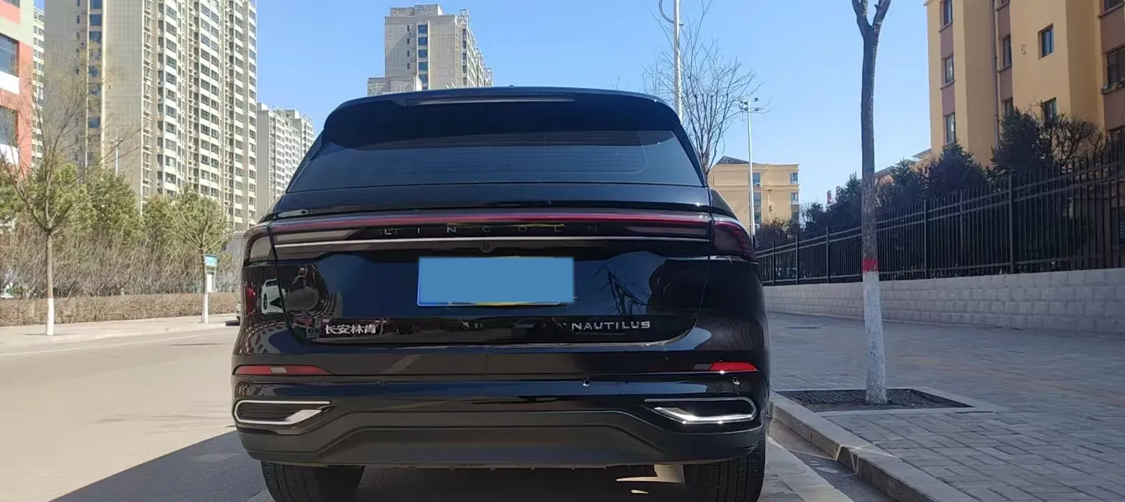 2025 Lincoln Nautilus 2.0T 261HP L4 8AT,autocango,china used car exporter,china ev exporter,chinese used car exporter,chinese used ev exporter