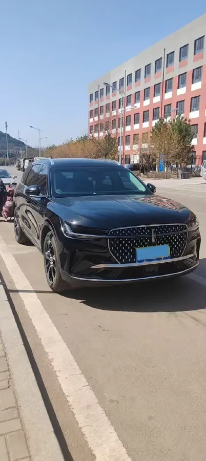 2025 Lincoln Nautilus 2.0T 261HP L4 8AT,autocango,china used car exporter,china ev exporter,chinese used car exporter,chinese used ev exporter