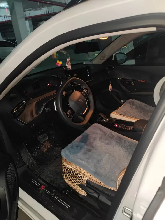 2022 Peugeot 2008 1.2T 136HP L3 6DCT,autocango,china used car exporter,china ev exporter,chinese used car exporter,chinese used ev exporter