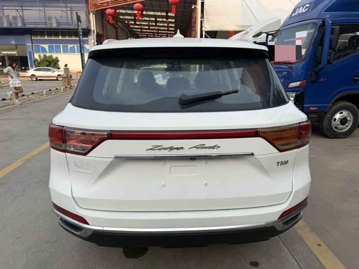 2018 Zotye T500 1.5T 156HP L4 6AT,autocango,china used car exporter,china ev exporter,chinese used car exporter,chinese used ev exporter