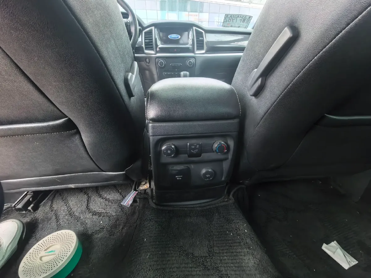 2019 Ford Everest 2.0T 248HP L4 6AT,autocango,china used car exporter,china ev exporter,chinese used car exporter,chinese used ev exporter