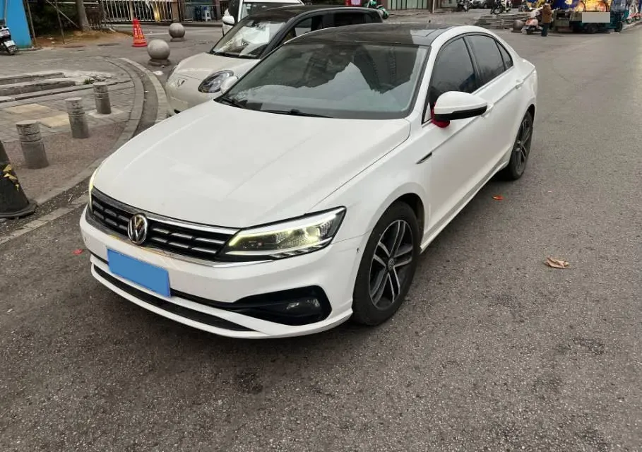 2019 Volkswagen Passat 1.4T 150HP L4 7DCT,autocango,china used car exporter,china ev exporter,chinese used car exporter,chinese used ev exporter