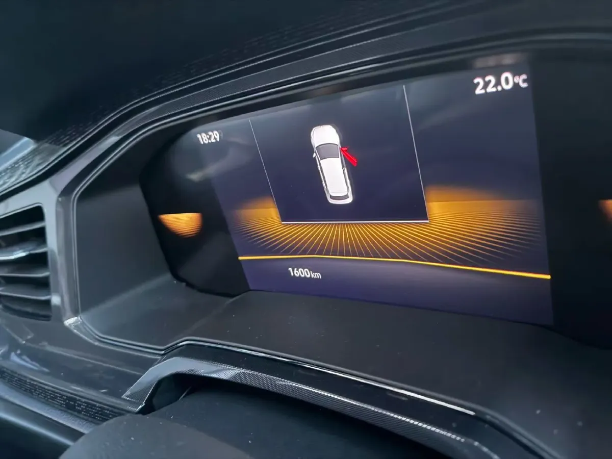 2025 Ruichi Auto EC75 BEV 41.85KWH,autocango,china used car exporter,china ev exporter,chinese used car exporter,chinese used ev exporter