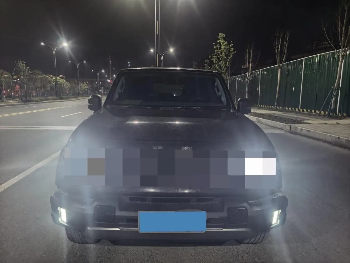 2024 Beijing BJ40 2.0T 245HP L4 8AT,autocango,china used car exporter,china ev exporter,chinese used car exporter,chinese used ev exporter