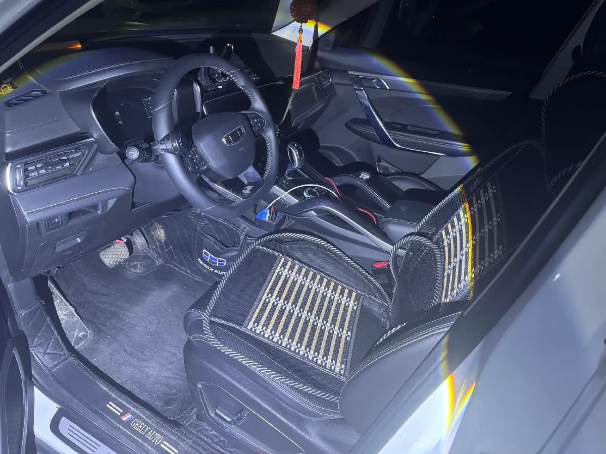 2022 Geely Azkarra 1.8T 184HP L4 7DCT,autocango,china used car exporter,china ev exporter,chinese used car exporter,chinese used ev exporter