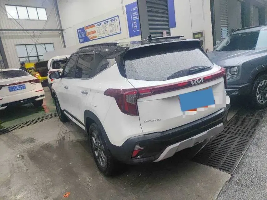 2023 Kia Seltos 1.5L 115HP L4 CVT,autocango,china used car exporter,china ev exporter,chinese used car exporter,chinese used ev exporter