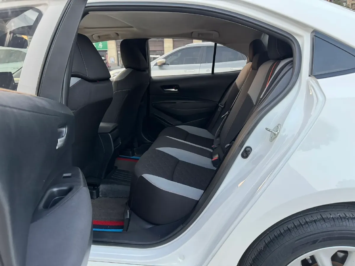 2021 Toyota Corolla 1.2T 116HP L4 CVT,autocango,china used car exporter,china ev exporter,chinese used car exporter,chinese used ev exporter