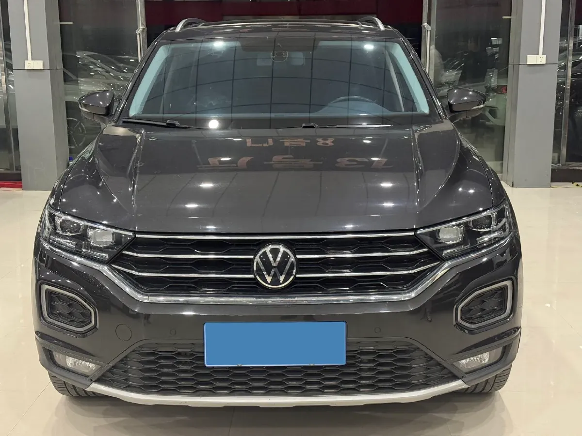 2022 Volkswagen T-Roc 1.4T 150HP L4 7DCT,autocango,china used car exporter,china ev exporter,chinese used car exporter,chinese used ev exporter