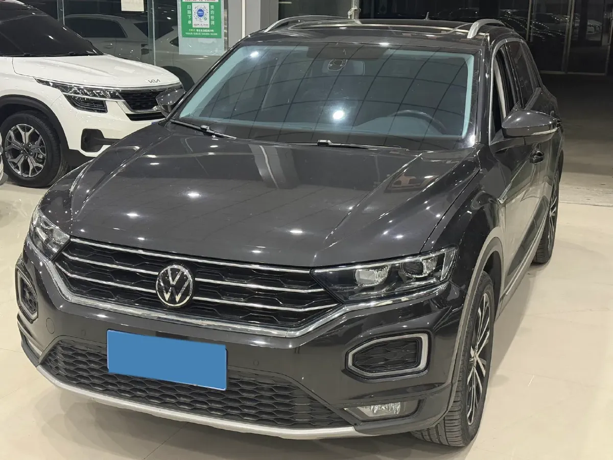 2022 Volkswagen T-Roc 1.4T 150HP L4 7DCT,autocango,china used car exporter,china ev exporter,chinese used car exporter,chinese used ev exporter