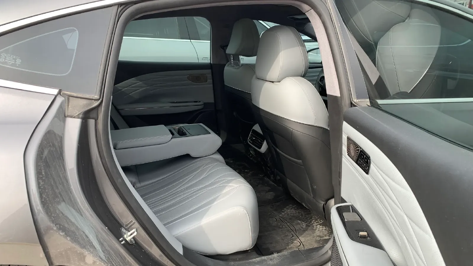 2025 Geely Galaxy E8 BEV,autocango,china used car exporter,china ev exporter,chinese used car exporter,chinese used ev exporter