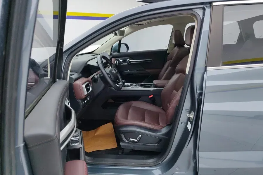 2022 Geely Okavango 1.8T 184HP L4 7DCT,autocango,china used car exporter,china ev exporter,chinese used car exporter,chinese used ev exporter