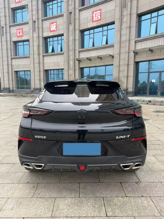 2020 ChangAn UNI-T 1.5T 180HP L4 7DCT,autocango,china used car exporter,china ev exporter,chinese used car exporter,chinese used ev exporter