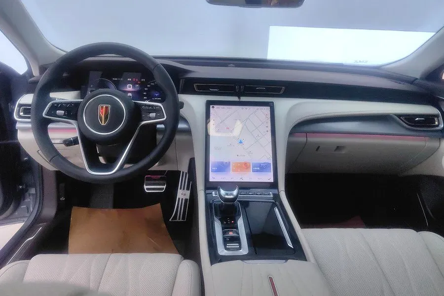 2022 HongQi H5 1.8T 197HP L4 6AT,autocango,china used car exporter,china ev exporter,chinese used car exporter,chinese used ev exporter