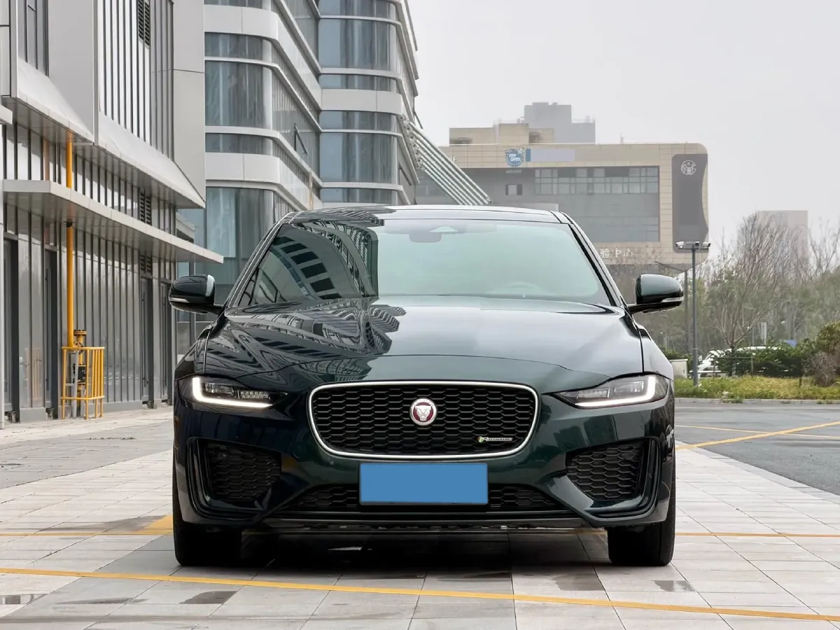 2023 Jaguar XEL 2.0T 250HP L4 8AT,autocango,china used car exporter,china ev exporter,chinese used car exporter,chinese used ev exporter