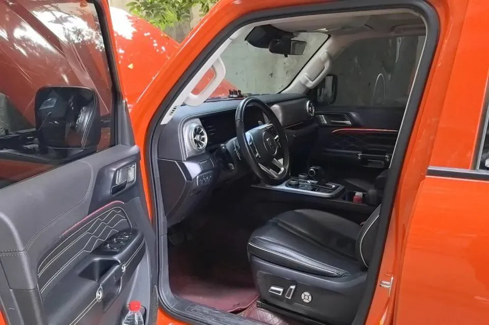 2023 Tank 300 2.0T 227HP L4 8AT,autocango,china used car exporter,china ev exporter,chinese used car exporter,chinese used ev exporter