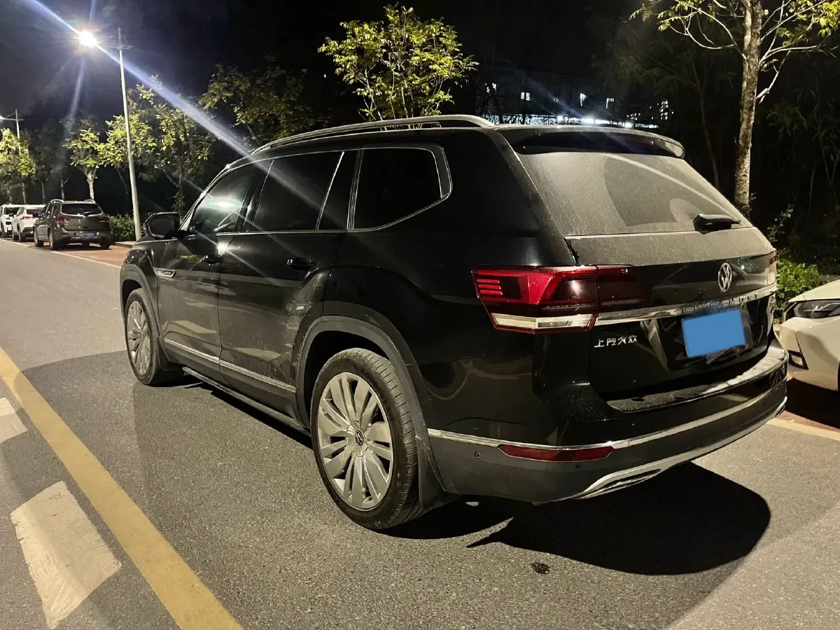 2020 Volkswagen Teramont 2.0T 220HP L4 7DCT,autocango,china used car exporter,china ev exporter,chinese used car exporter,chinese used ev exporter