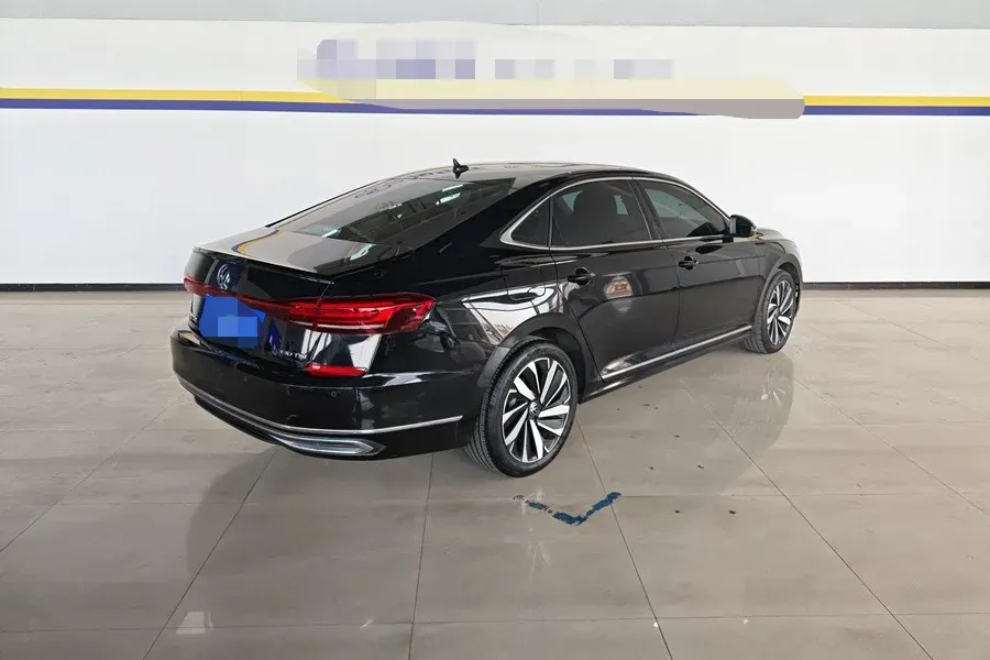 2024 Volkswagen Passat 2.0T 186HP L4 7DCT,autocango,china used car exporter,china ev exporter,chinese used car exporter,chinese used ev exporter