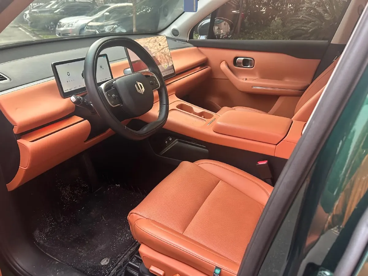 2024 Leapmotor C16 1.5L 95HP L4 REEV 28.4KWH,autocango,china used car exporter,china ev exporter,chinese used car exporter,chinese used ev exporter