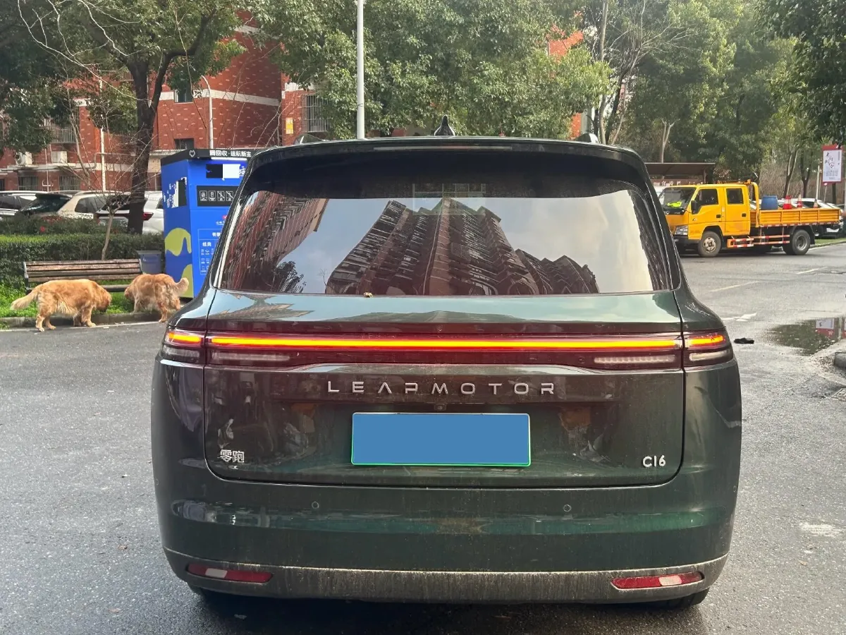 2024 Leapmotor C16 1.5L 95HP L4 REEV 28.4KWH,autocango,china used car exporter,china ev exporter,chinese used car exporter,chinese used ev exporter