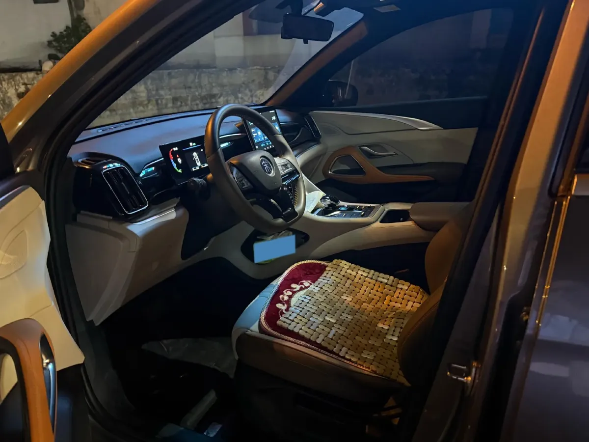 2022 Ruichi Auto EC35 BEV 82HP BEV 36.288KWH,autocango,china used car exporter,china ev exporter,chinese used car exporter,chinese used ev exporter