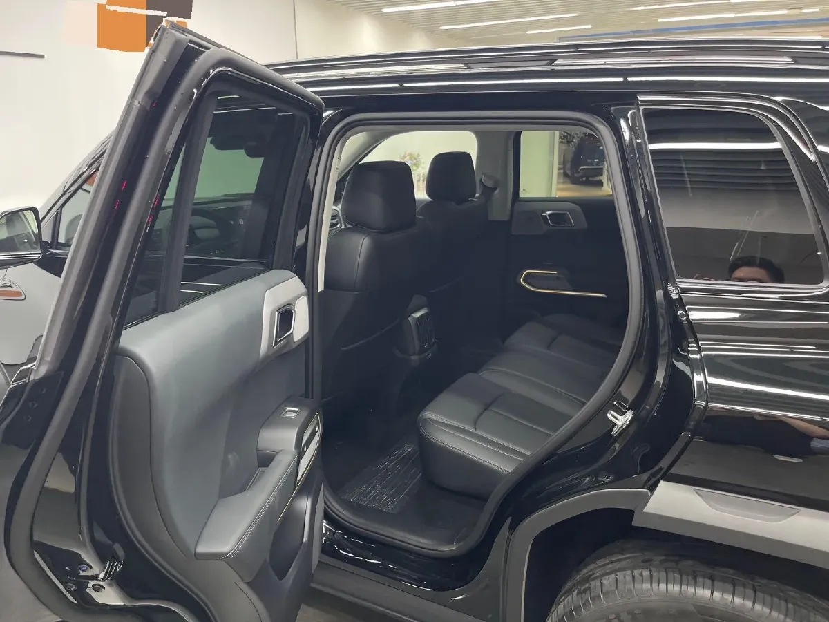 2025 FangChengBao Tai 3 BEV,autocango,china used car exporter,china ev exporter,chinese used car exporter,chinese used ev exporter