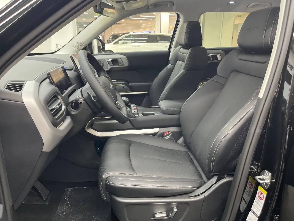 2025 FangChengBao Tai 3 BEV,autocango,china used car exporter,china ev exporter,chinese used car exporter,chinese used ev exporter