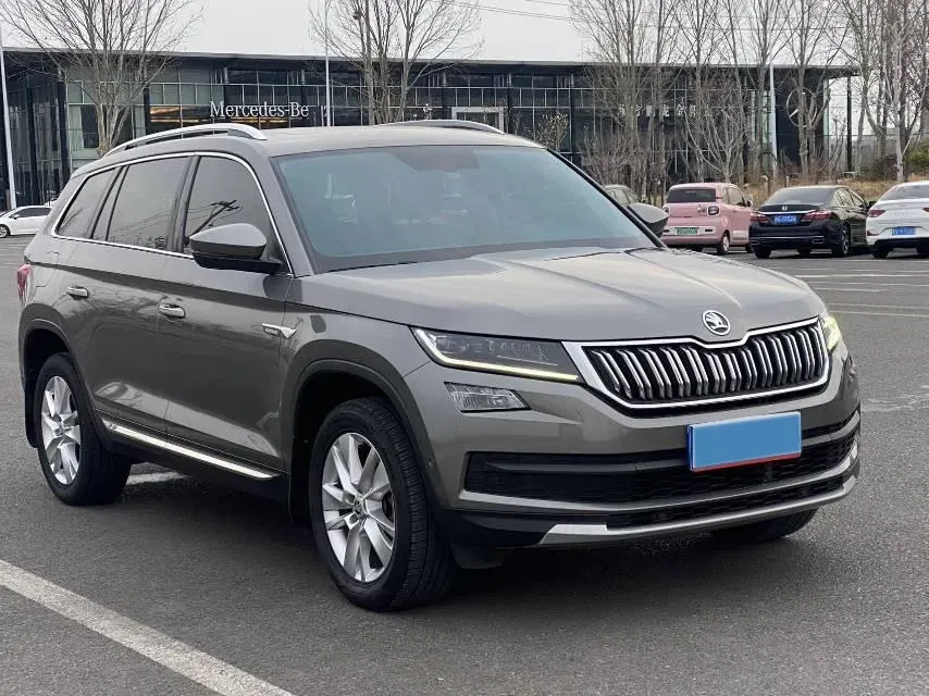 2020 Skoda Kodiak 2.0T 186HP L4 7DCT,autocango,china used car exporter,china ev exporter,chinese used car exporter,chinese used ev exporter