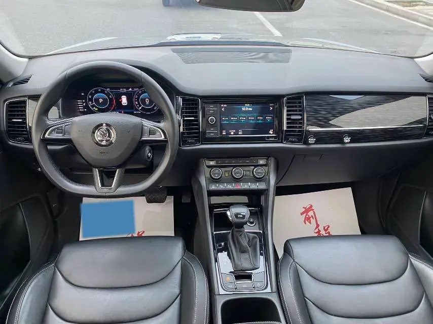 2020 Skoda Kodiak 2.0T 186HP L4 7DCT,autocango,china used car exporter,china ev exporter,chinese used car exporter,chinese used ev exporter