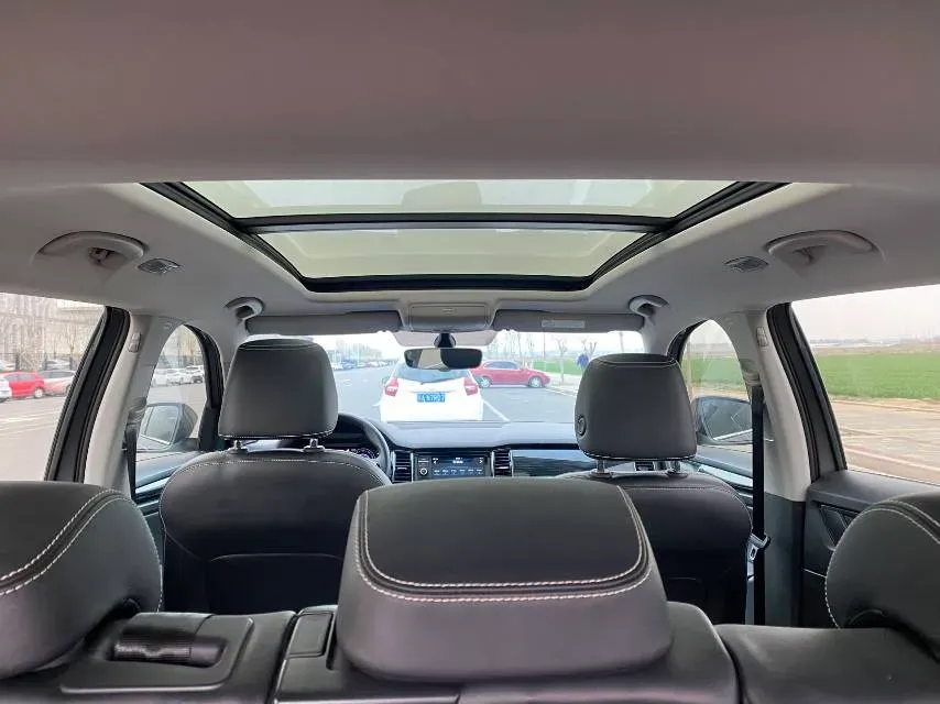 2020 Skoda Kodiak 2.0T 186HP L4 7DCT,autocango,china used car exporter,china ev exporter,chinese used car exporter,chinese used ev exporter