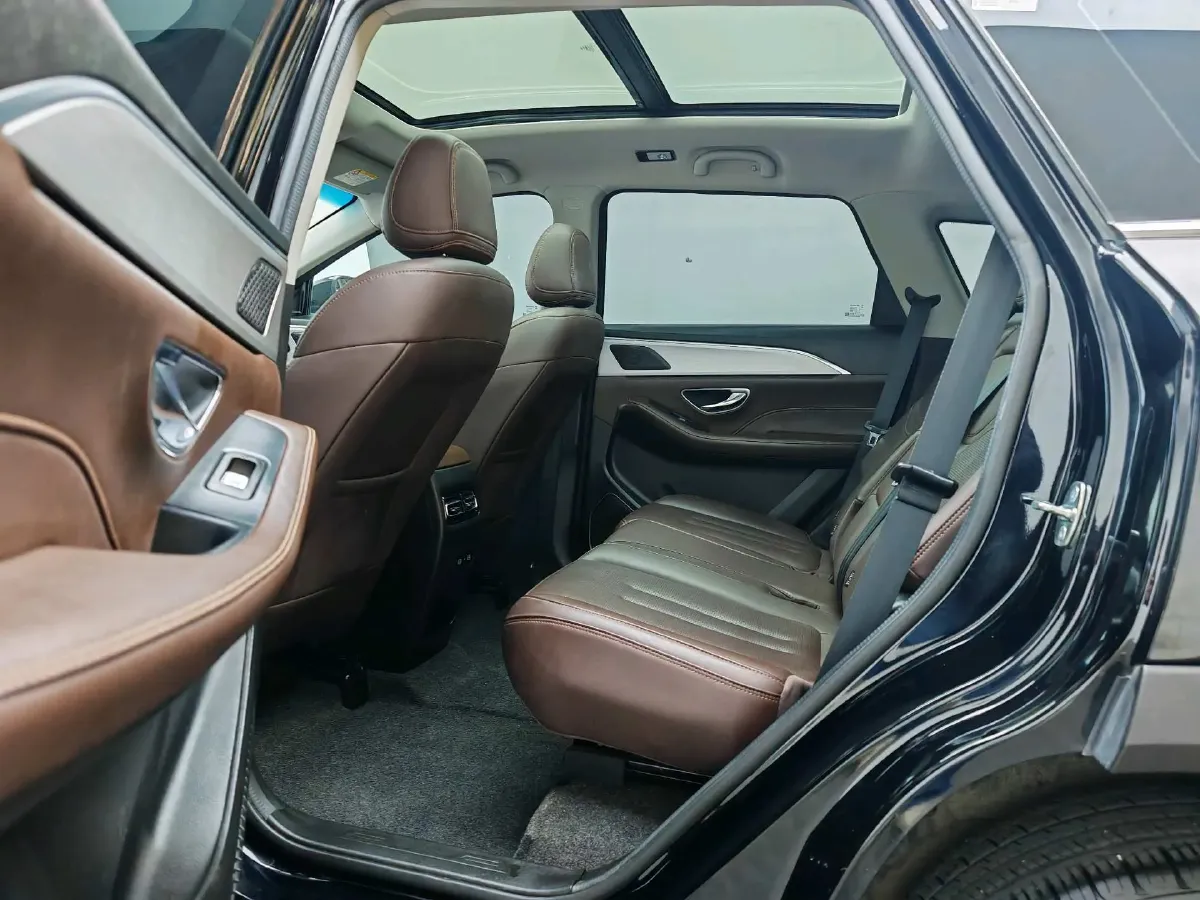 2023 Jetour X90 Plus 1.6T 197HP L4 7DCT,autocango,china used car exporter,china ev exporter,chinese used car exporter,chinese used ev exporter