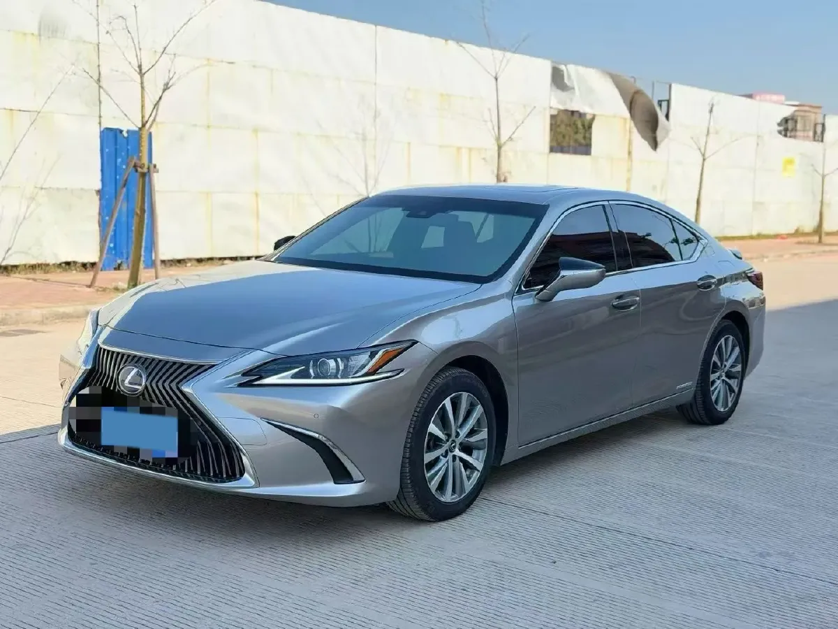 2018 Lexus ES 2.5L 178HP L4 E-CVT Hybrid,autocango,china used car exporter,china ev exporter,chinese used car exporter,chinese used ev exporter