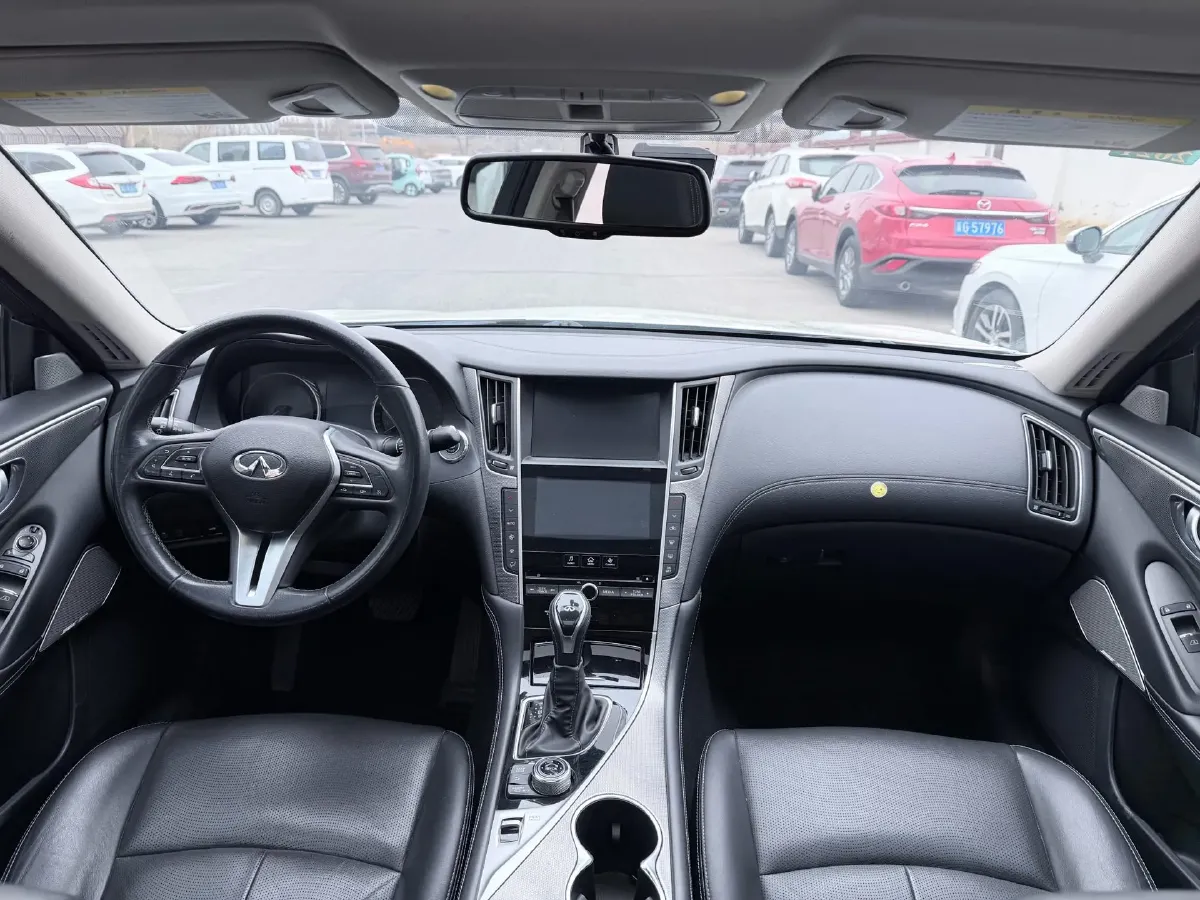 2018 Jeep Grand Commander 2.0T 265HP L4 9AT,autocango,china used car exporter,china ev exporter,chinese used car exporter,chinese used ev exporter