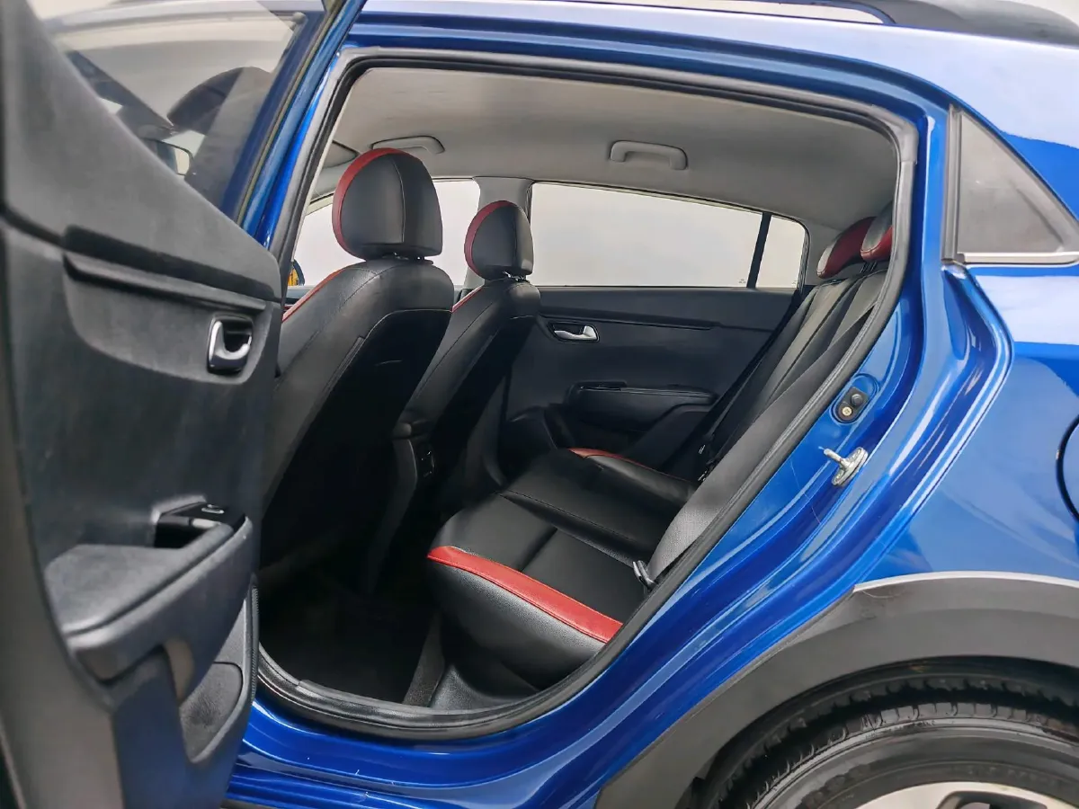 2019 ChangAn CS35 Plus 1.6L 128HP L4 6AT,autocango,china used car exporter,china ev exporter,chinese used car exporter,chinese used ev exporter