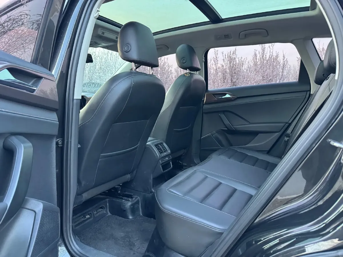 2022 Volkswagen Tharu 1.4T 150HP L4 7DCT,autocango,china used car exporter,china ev exporter,chinese used car exporter,chinese used ev exporter