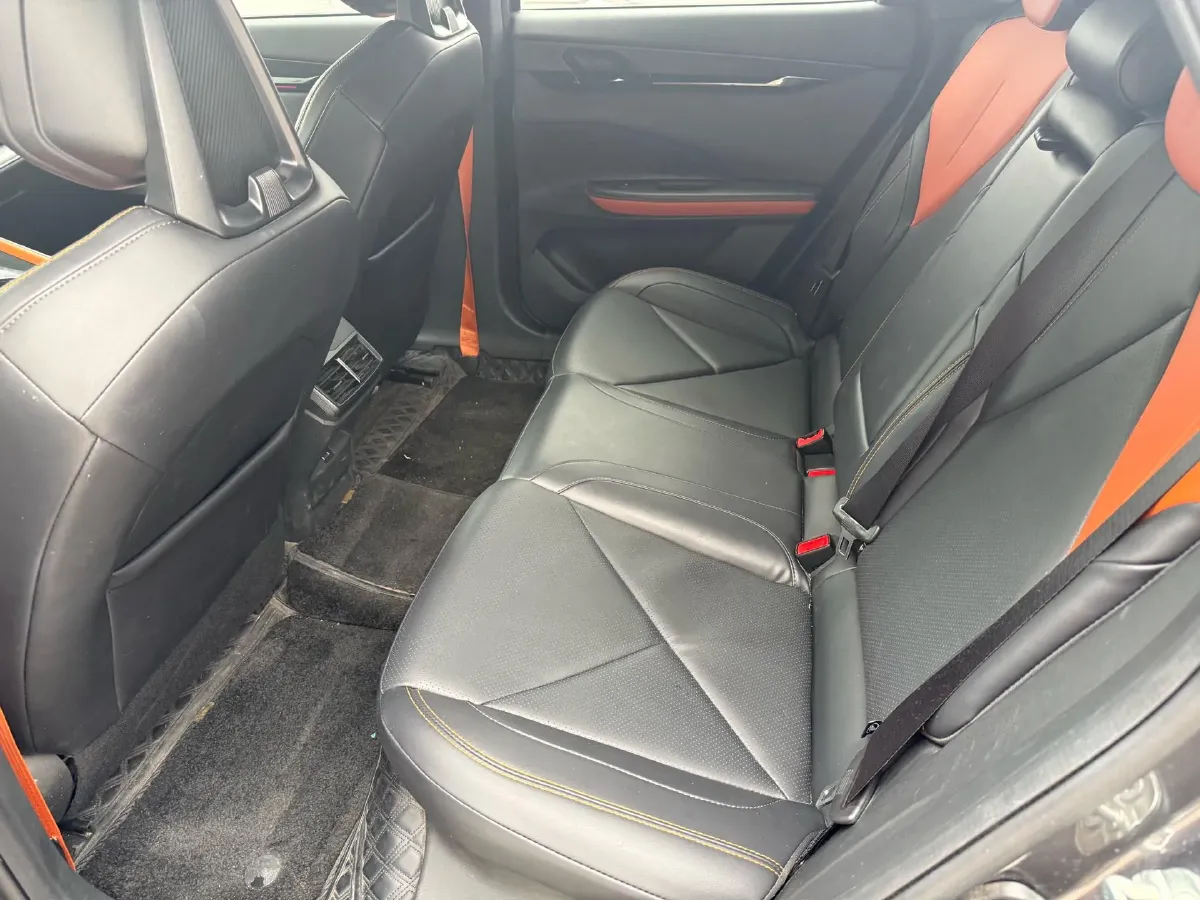 2023 ChangAn UNI-V 1.5T 188HP L4 7DCT,autocango,china used car exporter,china ev exporter,chinese used car exporter,chinese used ev exporter