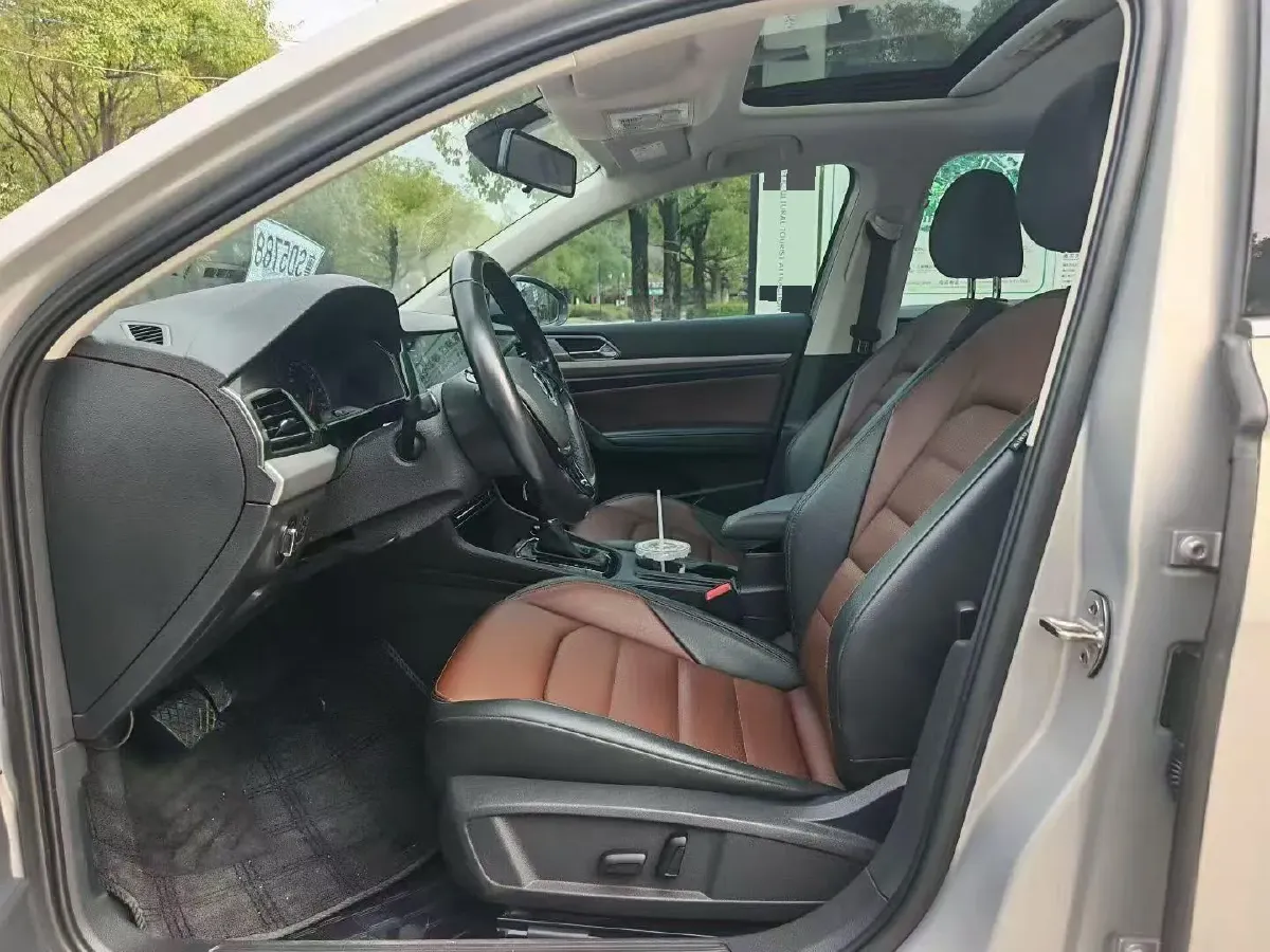 2021 Volkswagen Lavida 1.4T 150HP L4 7DCT,autocango,china used car exporter,china ev exporter,chinese used car exporter,chinese used ev exporter