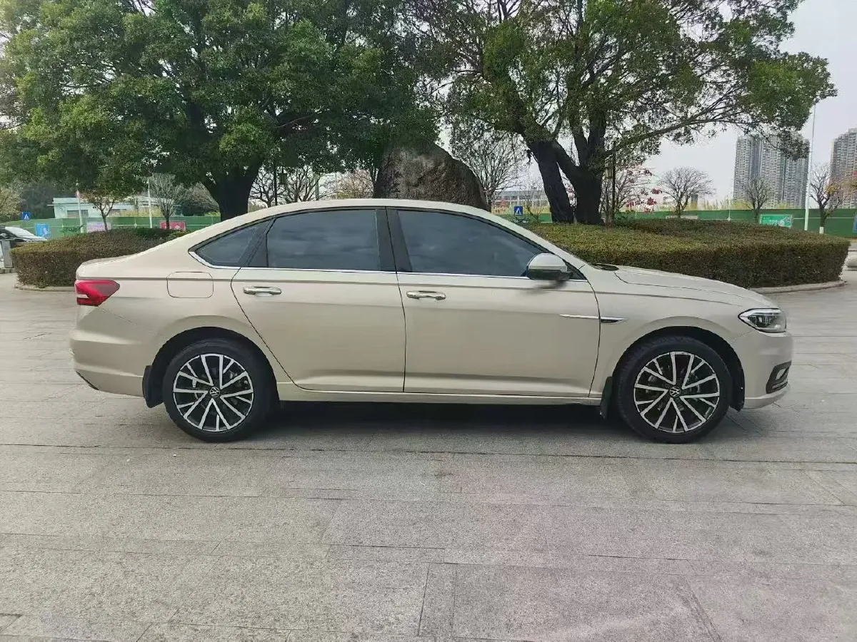 2021 Volkswagen Lavida 1.4T 150HP L4 7DCT,autocango,china used car exporter,china ev exporter,chinese used car exporter,chinese used ev exporter