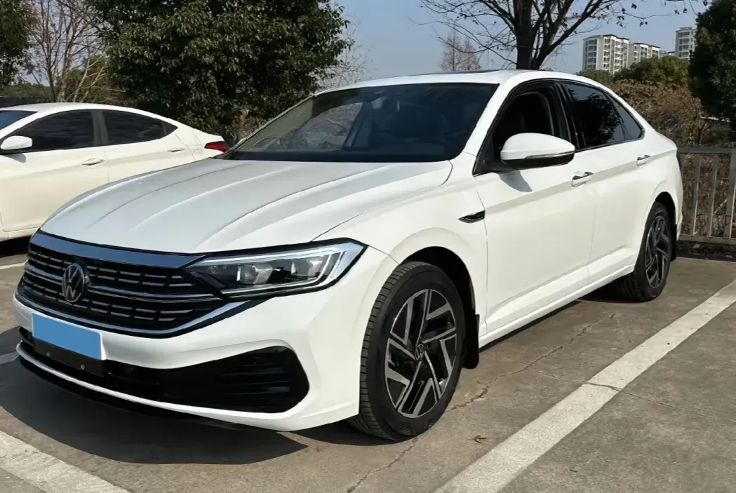 2023 Volkswagen Sagitar 1.5T 160HP L4 7DCT,autocango,china used car exporter,china ev exporter,chinese used car exporter,chinese used ev exporter