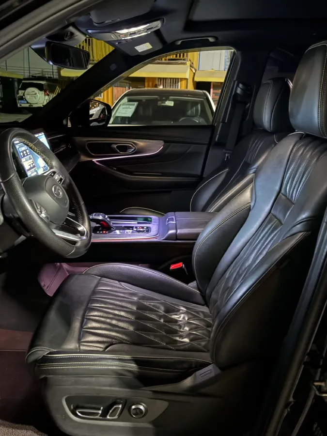 2022 GAC Trumpchi GS8 2.0T 252HP L4 8AT,autocango,china used car exporter,china ev exporter,chinese used car exporter,chinese used ev exporter