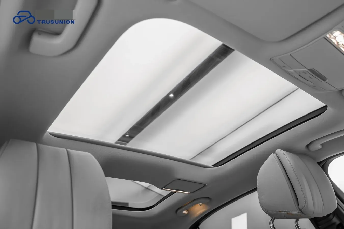 2019 Mercedes-Benz C Class 2.0T 258HP L4 9AT,autocango,china used car exporter,china ev exporter,chinese used car exporter,chinese used ev exporter