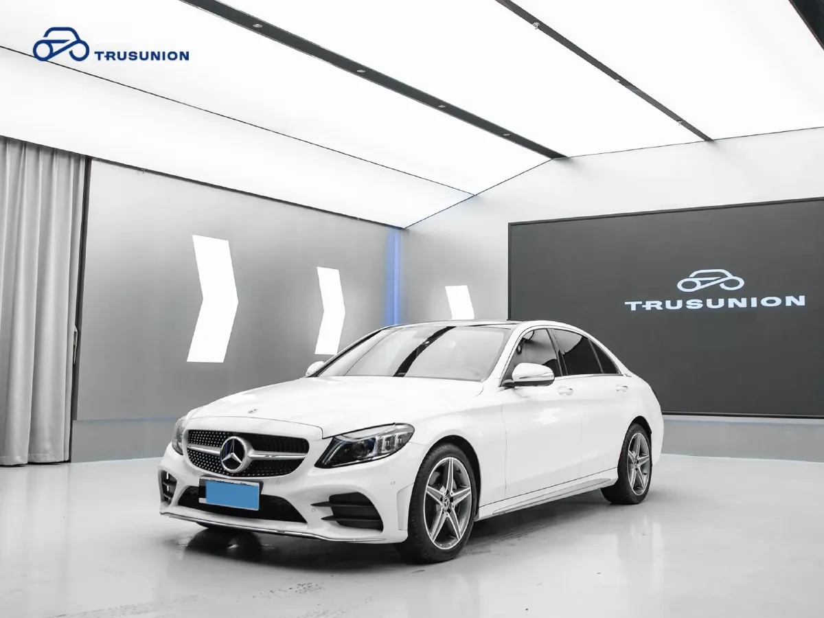 2019 Mercedes-Benz C Class 2.0T 258HP L4 9AT,autocango,china used car exporter,china ev exporter,chinese used car exporter,chinese used ev exporter