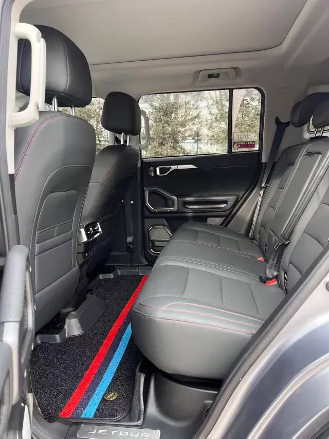 2023 Jetour Traveller 2.0T 254HP L4 7DCT,autocango,china used car exporter,china ev exporter,chinese used car exporter,chinese used ev exporter